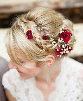 10 DROP-DEAD WEDDING UPDO IDEAS FOR 2021 | Clear Wedding Invites