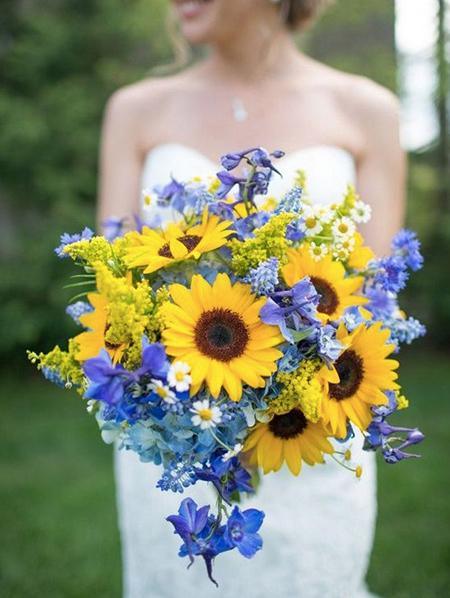 18 Eye-catching Sunflower Wedding Ideas to Inspire | Clear Wedding Invites