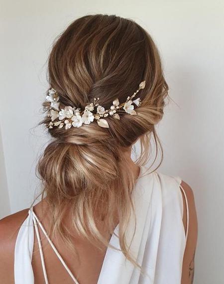21 Gorgeous Bridal Headpieces to Match Your Hairstyles | Clear Wedding Invites