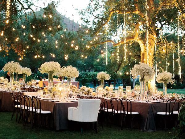 3 Must-have Rustic decorative elements for Your Wedding | Clear Wedding Invites