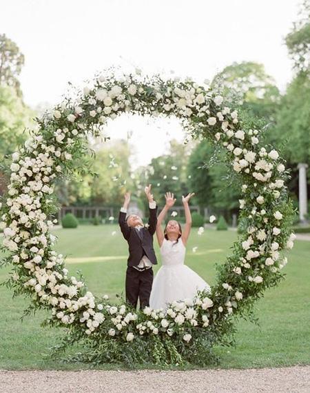 30 Organic Greenery Garland Decoration Ideas for 2022 Wedding | Clear Wedding Invites