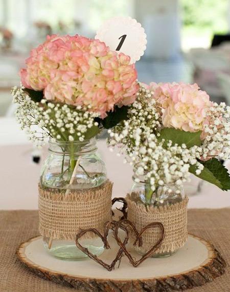 6 Budget Ways to Use Mason Jars in Fall Rustic Wedding | Clear Wedding Invites