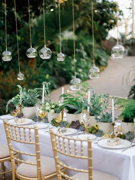 8 budget-friendly Greenery Wedding Ideas You’ll Fall in Love with | Clear Wedding Invites