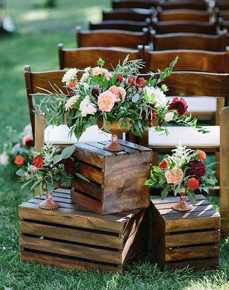 8 Most Popular Fall Wedding Decor Ideas for Your 2021/2022 Big Day | Clear Wedding Invites