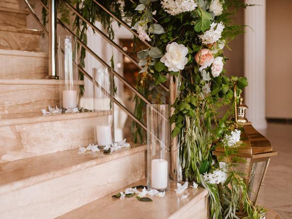 9 Prettiest Wedding Staircases Decor Ideas for 2022 | Clear Wedding Invites