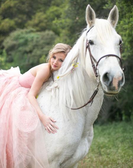 Blush Pink Wedding Color Ideas with Fairytale Vibe | Clear Wedding Invites