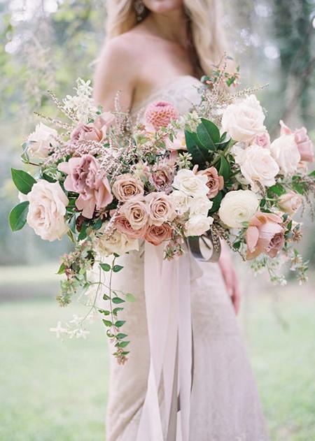 Inspirational Ideas for Bride to a Plan Perfect Blush Pink Weddings | Clear Wedding Invites